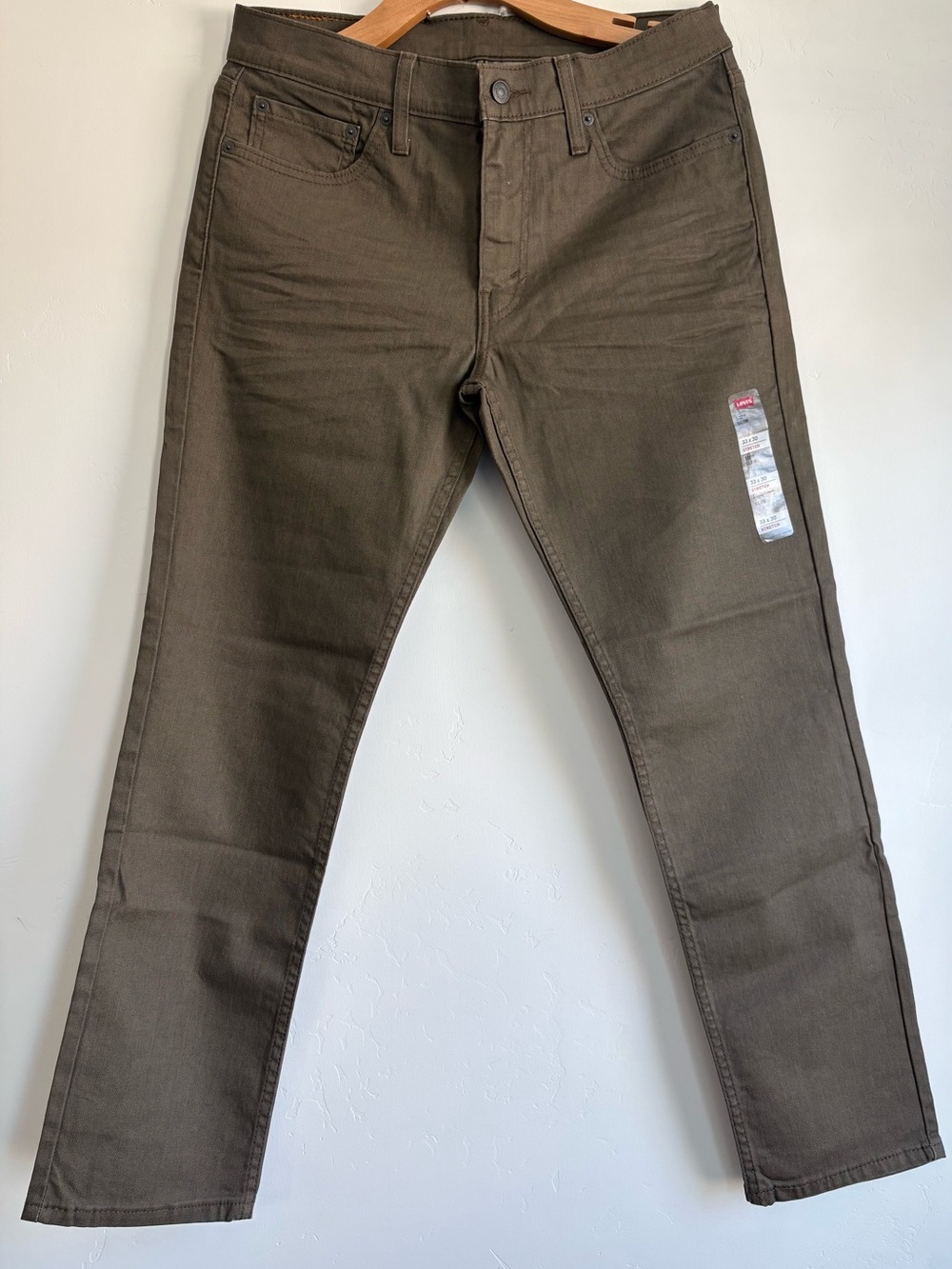 Levi's Slim Straight Jeans in Olive Brown